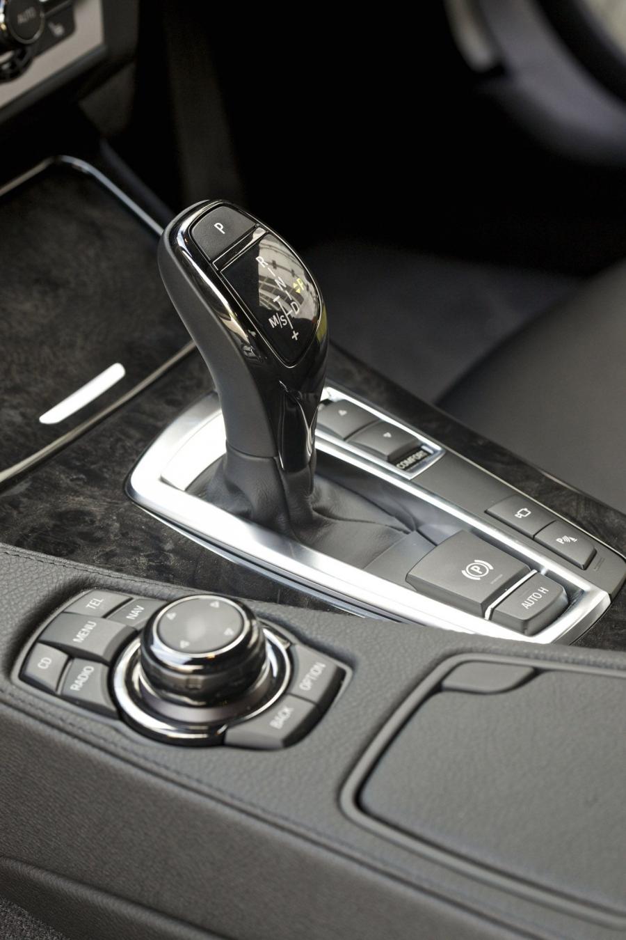  BMW 6-Series Coupe 2012 года  (фото 183 из 207)